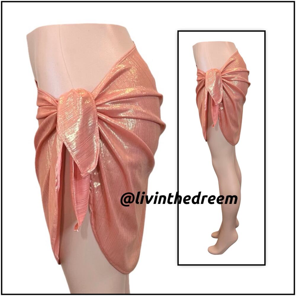 Moda Minx Shimmering Lights Short Sarong $59 - Picture 6 of 13